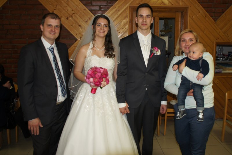 Egy megbízható társkereső oldal egyenes út az esküvőhöz – Sanna Esküvői Meghívó